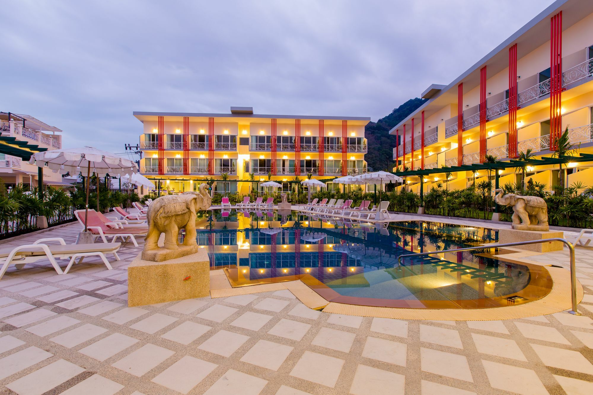 Trend Kamala Resort Exterior foto